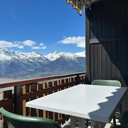 Hortensia H 021 - View 4 Pers